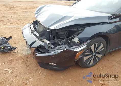 2021 Nissan Altima Sv Fwd z USA, uszkodzony, nr VIN 1N4BL4DV2MN401030